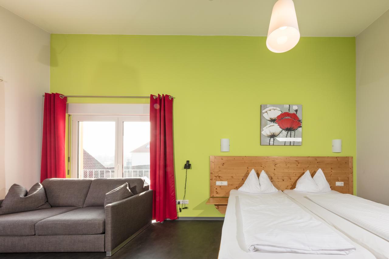 Hotel Demling Randersacker Esterno foto