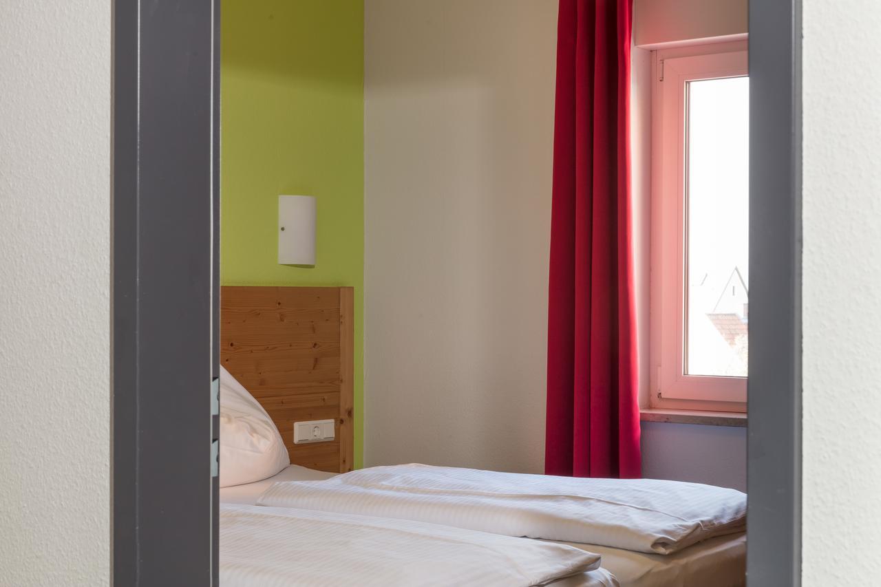 Hotel Demling Randersacker Esterno foto